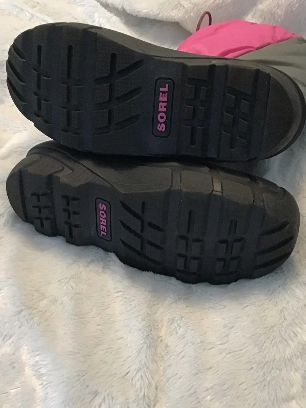 Sorel Youth Girls Snow Boots. Pink and Gray, Insulated, Waterproof, Size 5.